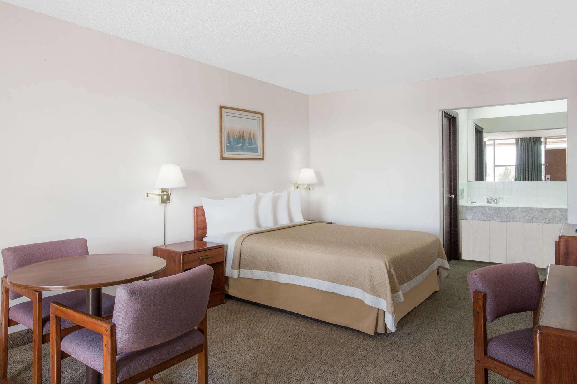 Days Inn By Wyndham Rock Springs Zewnętrze zdjęcie