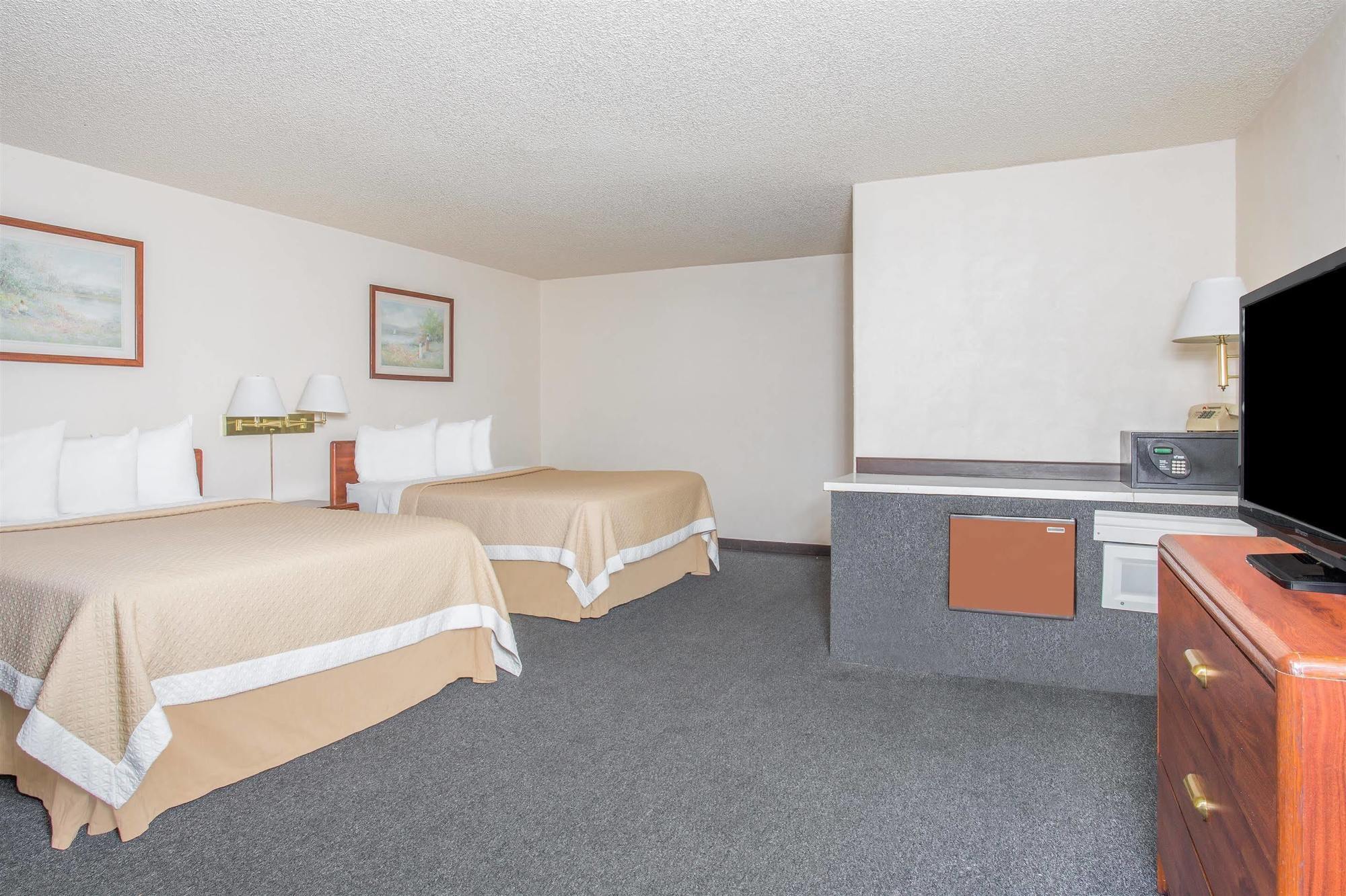 Days Inn By Wyndham Rock Springs Zewnętrze zdjęcie